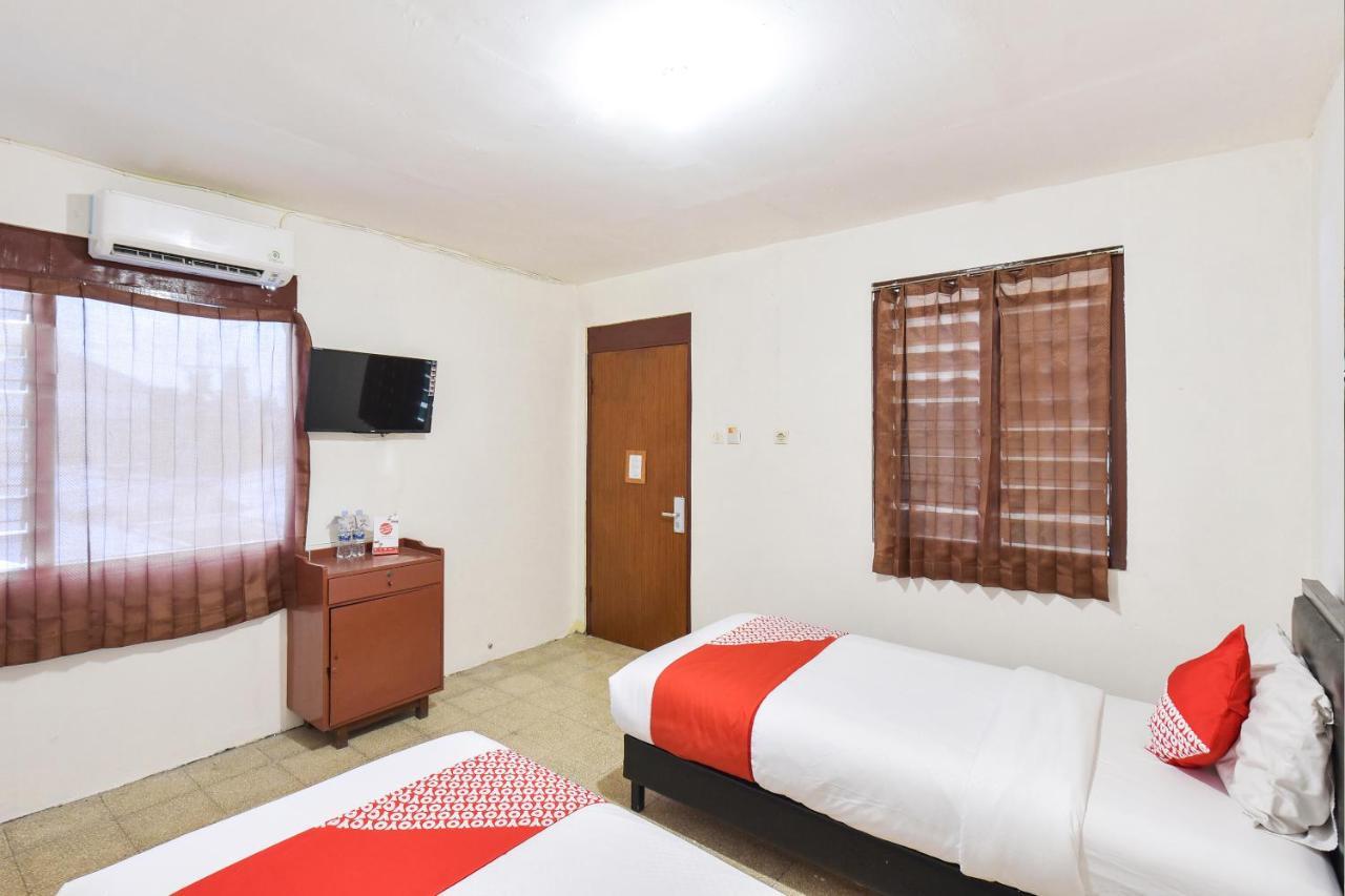 Oyo 348 Hotel Dieng Permai Yogyakarta Exteriér fotografie